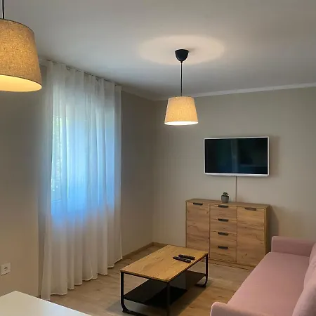 M * Pinezići