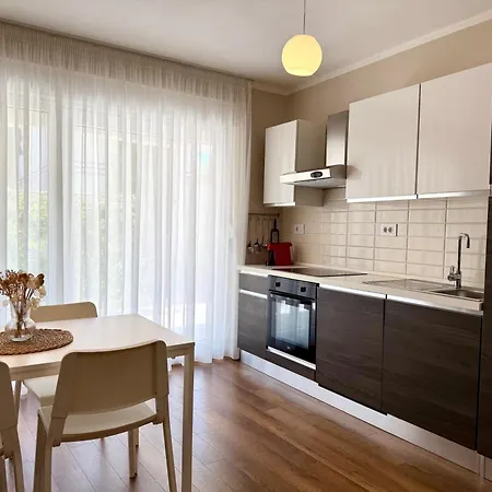 M Apartament Pinezići